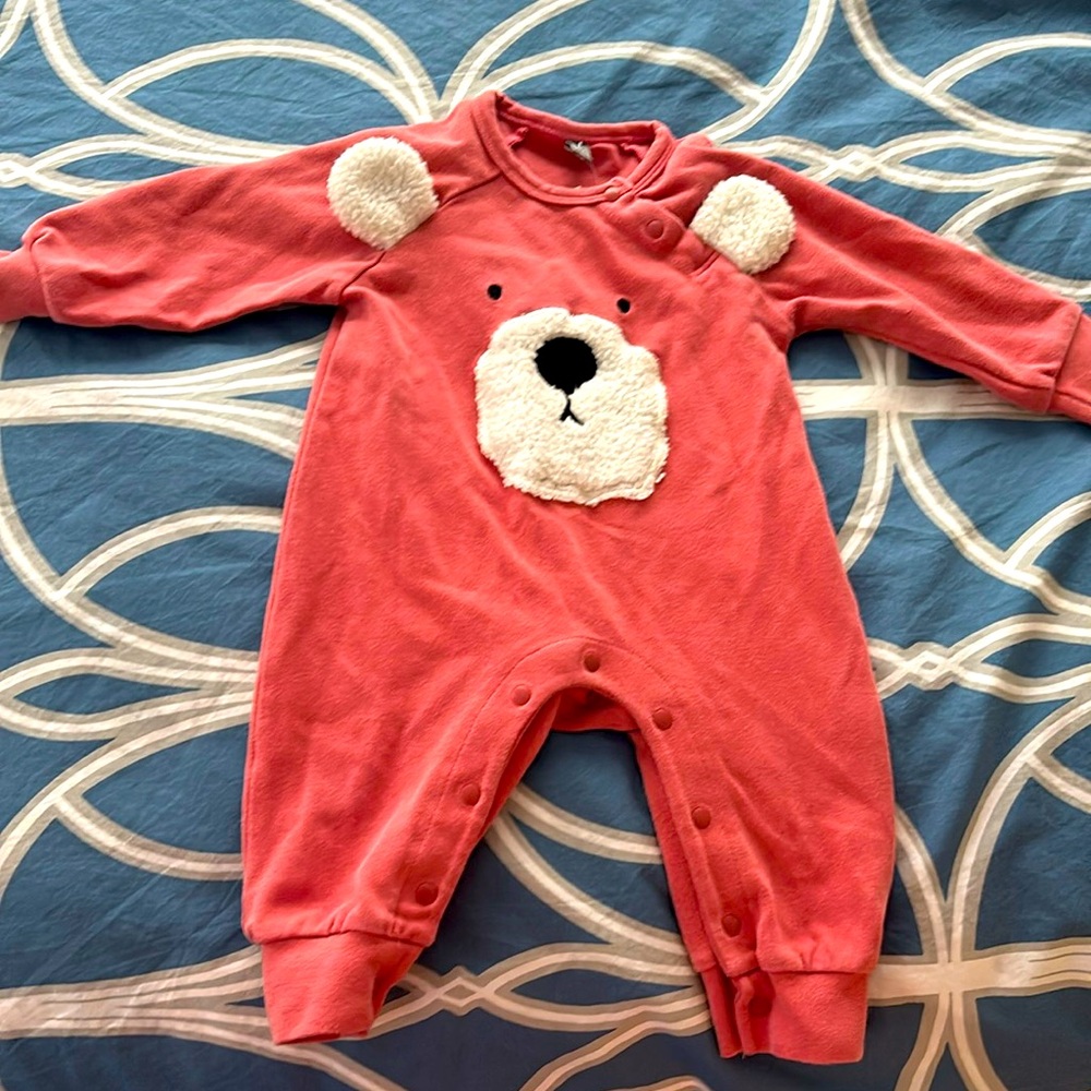 Bear onsie